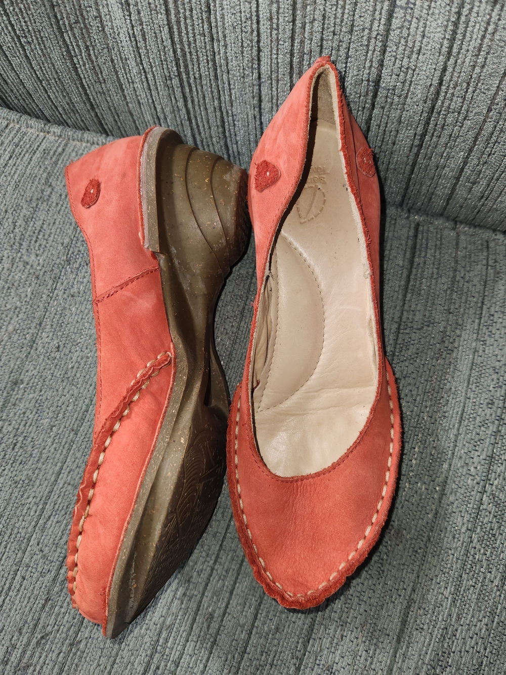 🍉Coral Suede Slip-Ons